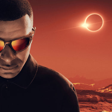 Oakley Okulary Przeciwsłoneczne OO9431 943116 Lateralis x Kylian Mbappé Ambra Ciemny Mat/Prizm Ruby Unisex 4