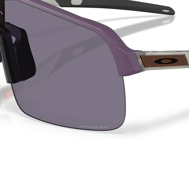 Oakley Occhiali da Sole OO9463 9463C7 Sutro Lite Melanzana Opaco Prizm Grey Unisex 5