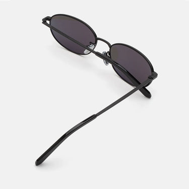 RetroSuperFuture Okulary Przeciwsłoneczne Uovo Nero 2F2 Nero/Nero Unisex 3