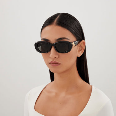 Gucci Okulary Przeciwsłoneczne GG1829SK 001 Czarny/Szary Damskie 2