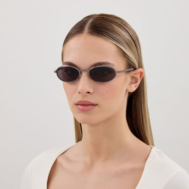 Gucci Okulary Przeciwsłoneczne GG1942S 001 Rutenio Grigio Uomo 3