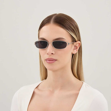 Gucci Occhiali da Sole GG2232S 001 Argento/Grigio Donna 4
