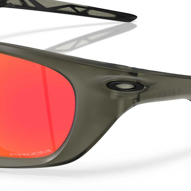 Oakley Occhiali da Sole OO9431 943104 Lateralis Olive Ink Opaco/Prizm Ruby Unisex 6