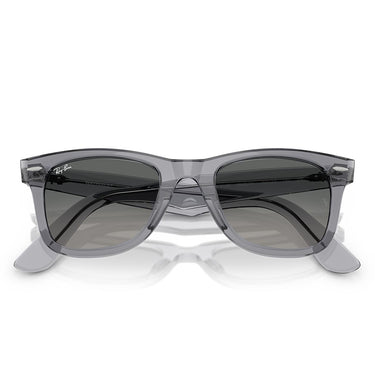 Ray-Ban Occhiali da Sole RB2140 684671 Wayfarer Grigio Trasparente/Grigio Chiaro Sfumato Unisex