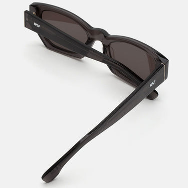 RetroSuperFuture Okulary Przeciwsłoneczne Amata Lato Lakier DWB Czarny Czarny Unisex 3