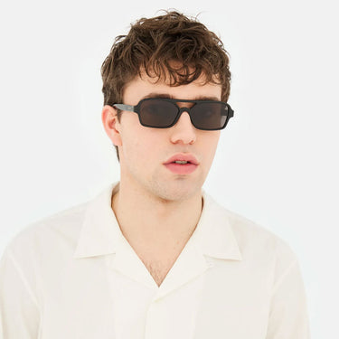 RetroSuperFuture Okulary Przeciwsłoneczne Vico Black XTA Nero/Nero Unisex 5