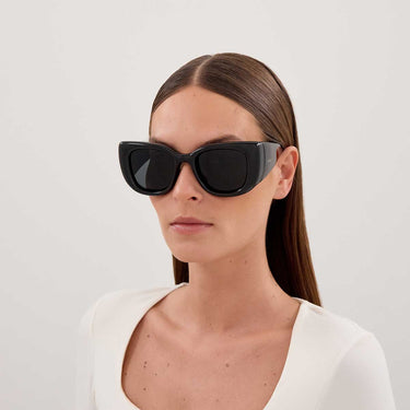 Saint Laurent Occhiali da Sole SL 903 HOWL 001 Nero/Nero Unisex 3